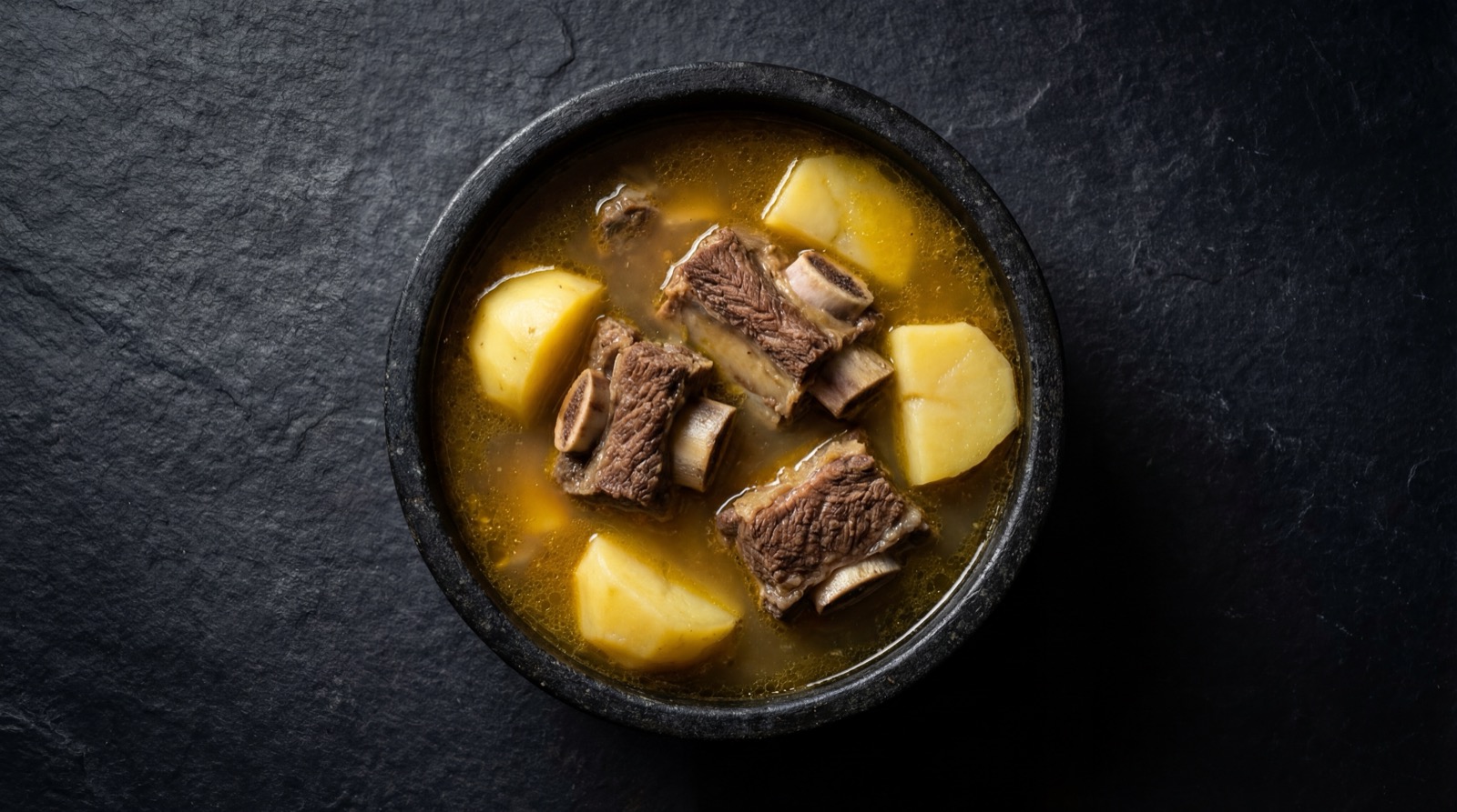 El Caldo de Costilla Engorda? Calorias y Tabla Nutricional