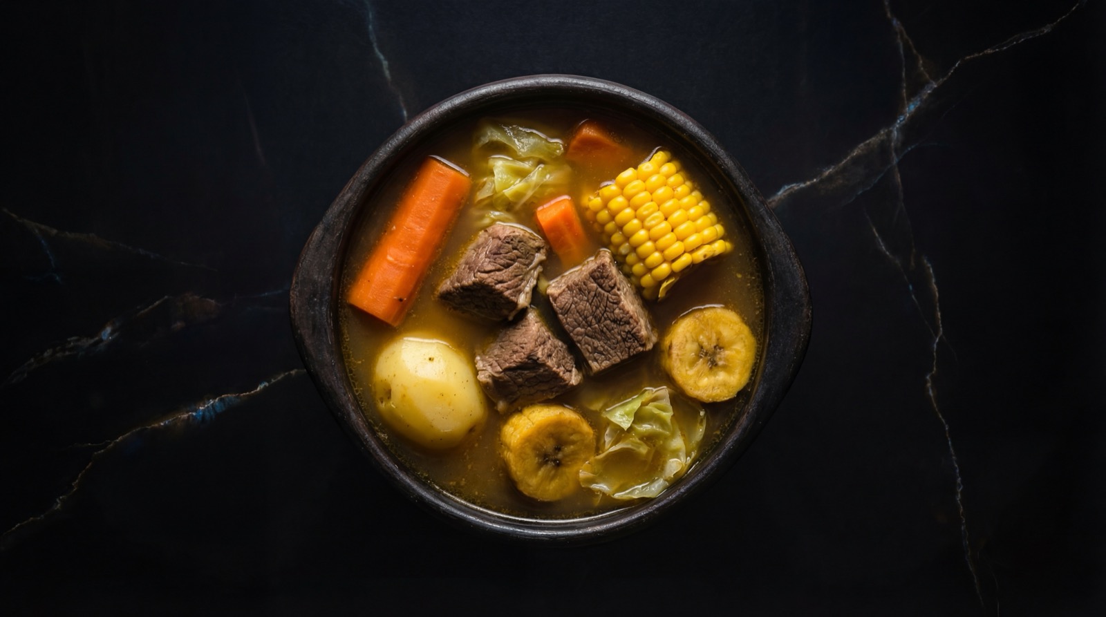 Caldo de Res Engorda? Calorias y Tabla Nutricional