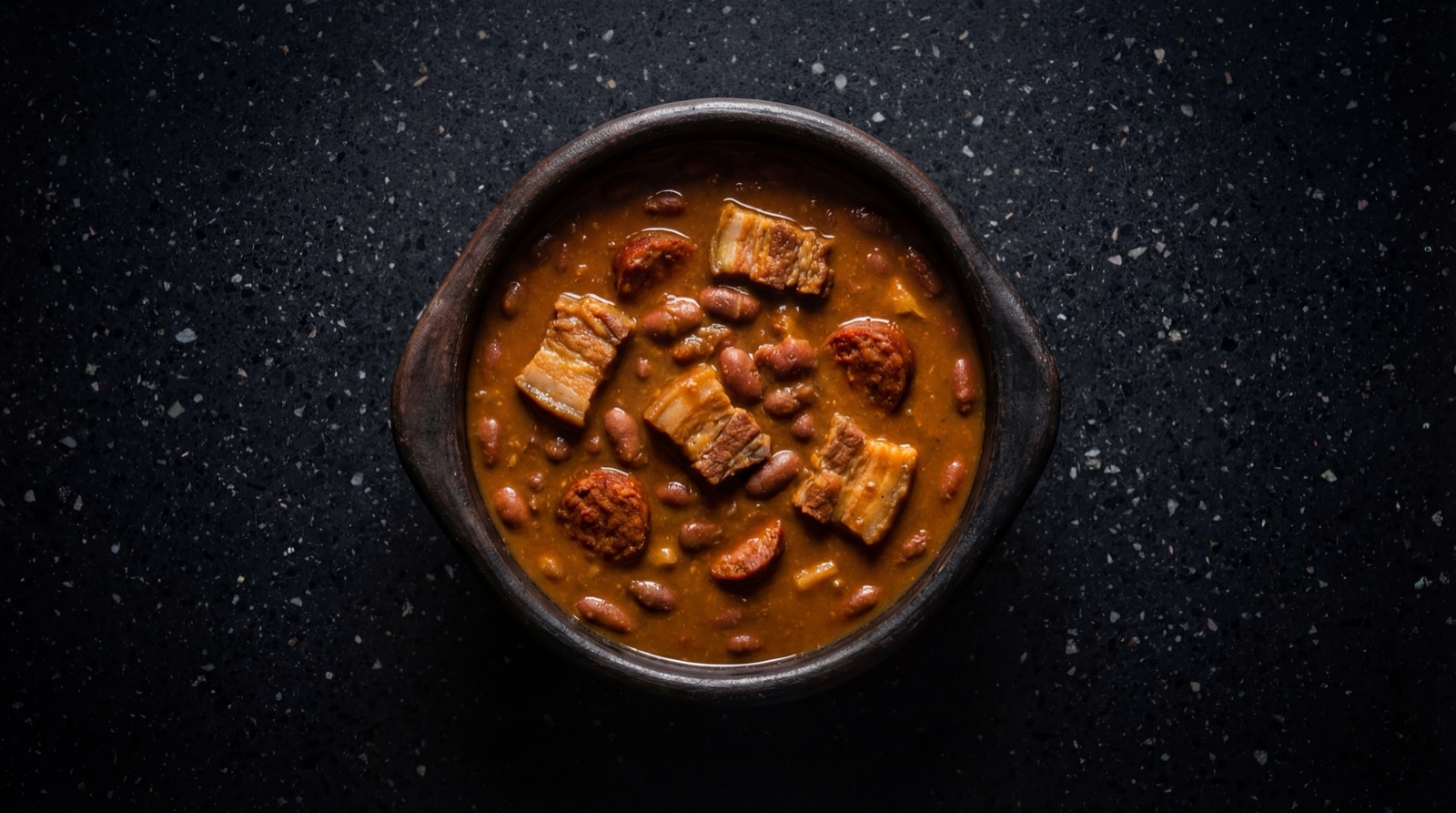 La Cazuela de Frijoles Engorda? Calorias y Tabla Nutricional