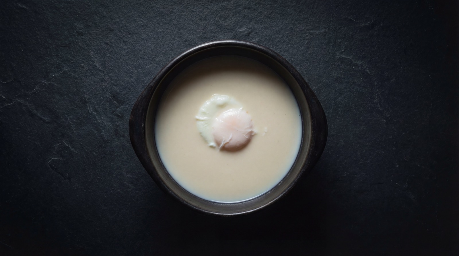 Changua ligera con leche descremada y un solo huevo