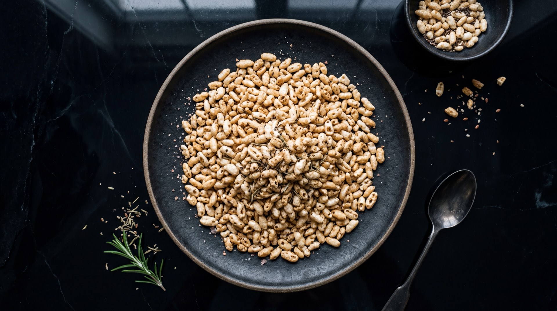 Alternativa saludable a los Cheese Tris: palitos de maiz horneado sin aceite con queso parmesano real rallado y hierbas finas