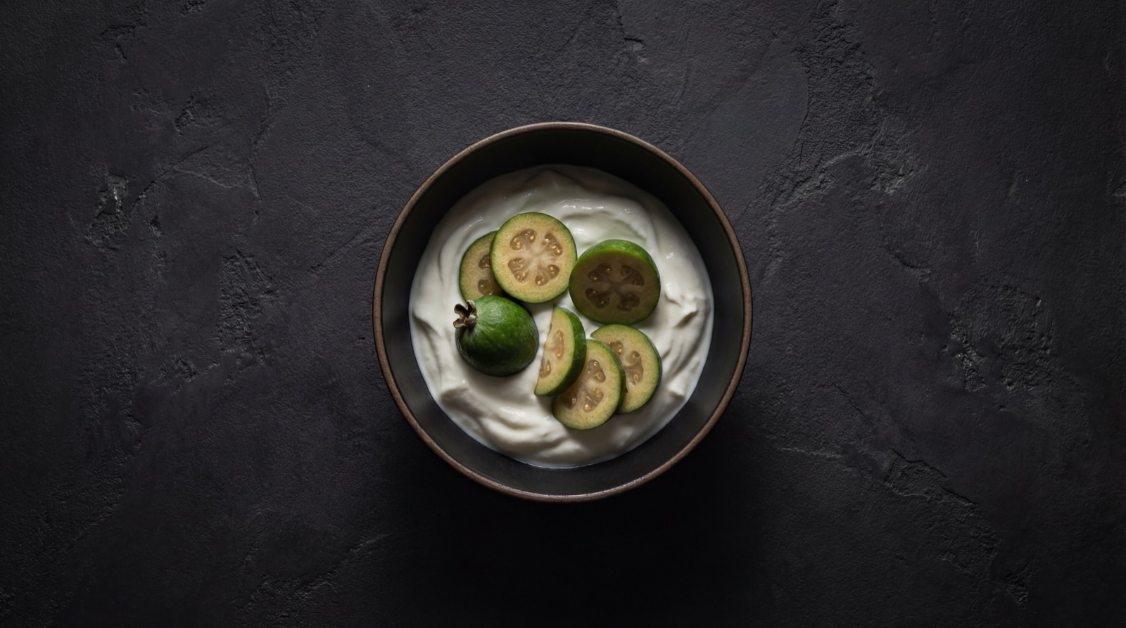 Ensalada de frutas con feijoa preparacion saludable
