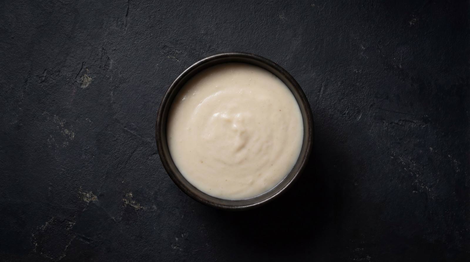 Natilla colombiana ligera con leche descremada y menos panela