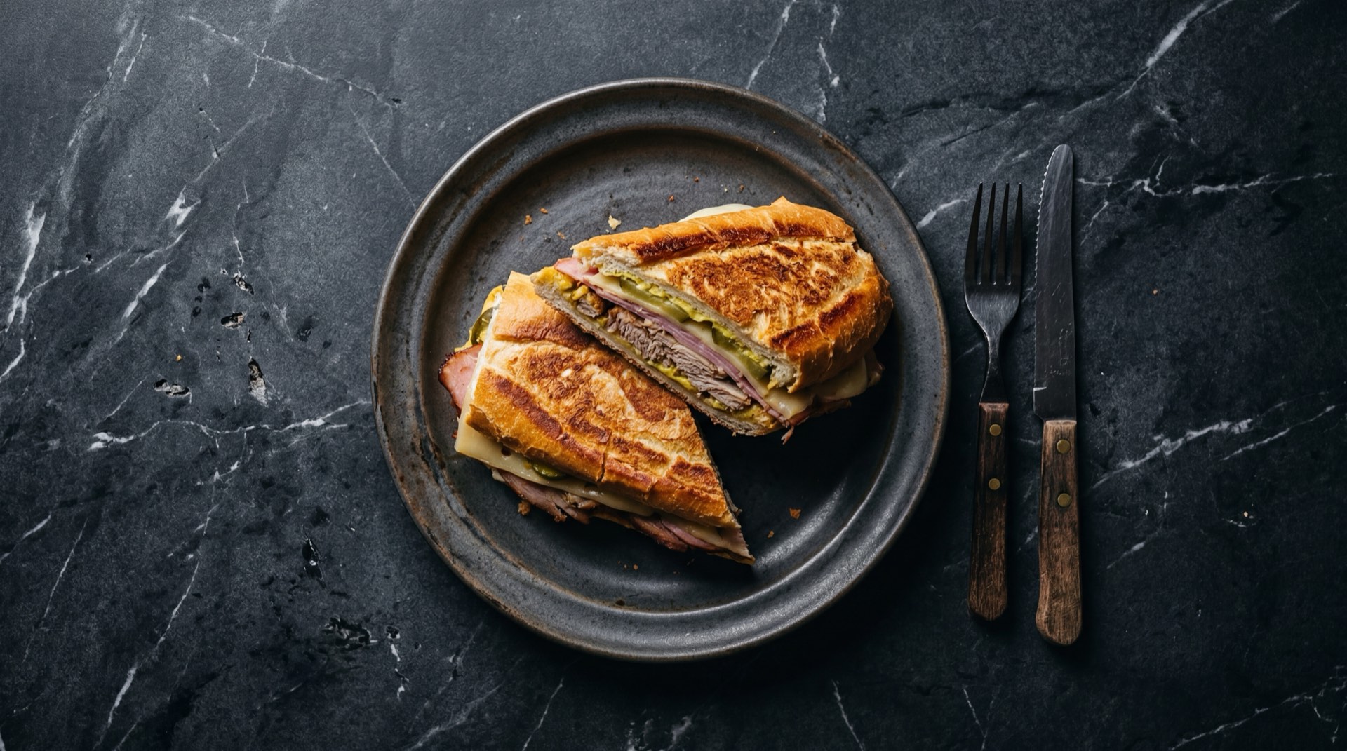 Calorias Sandwich Qbano cubano