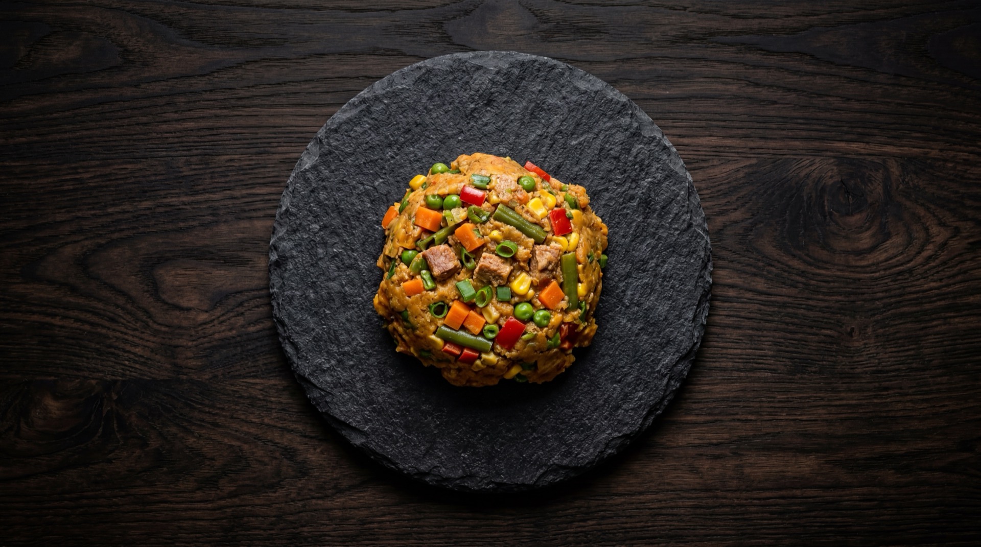 Medio tamal santandereano con cafe negro como opcion ligera